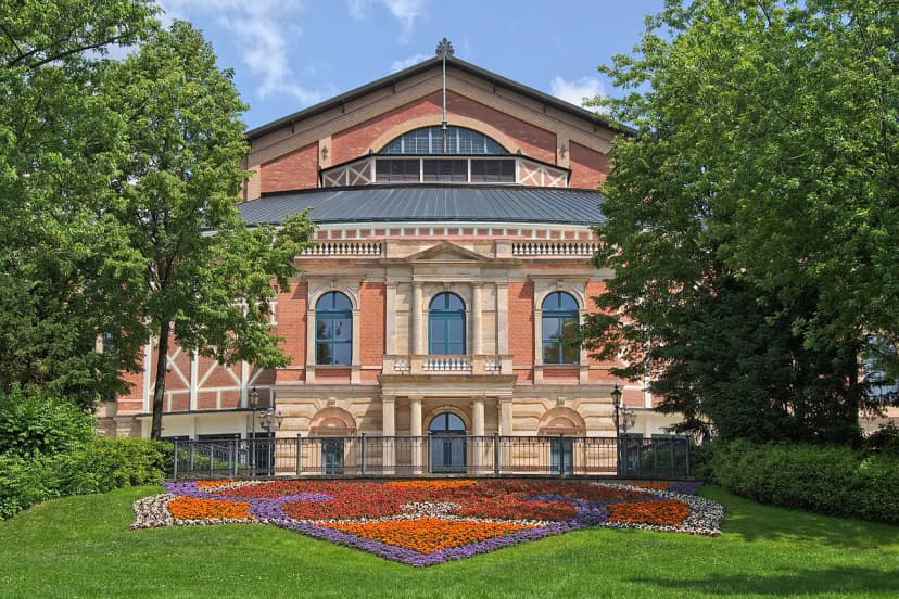 Bayreuth Festival Guide: Tickets, the Green Hill, and Wagner's Legacy