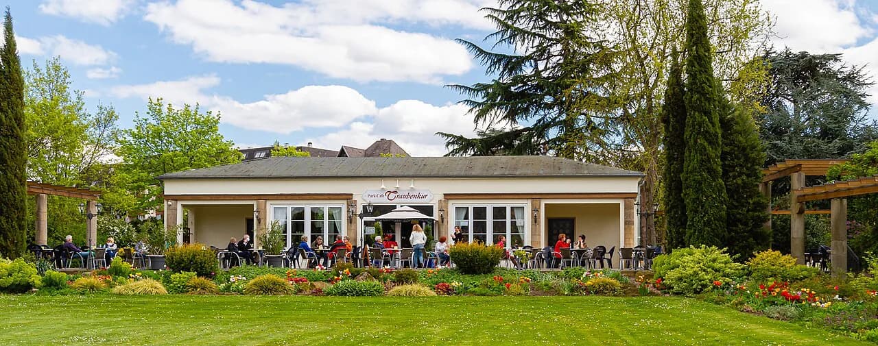 Dürkheim Sausage Market Food Guide: What to Eat & Drink