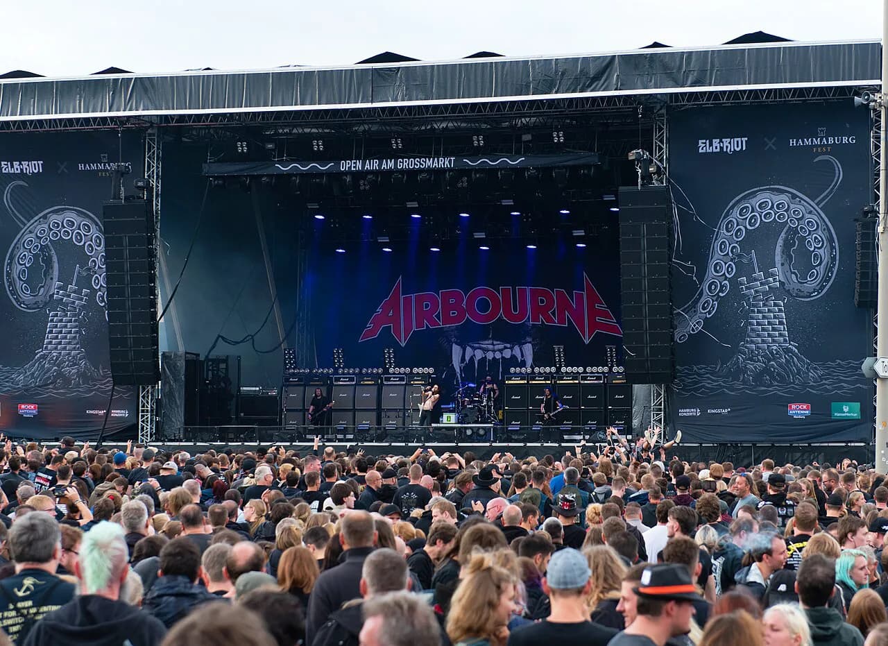 Elbriot Festival: Hamburg’s Metal & Rock Open Air Guide