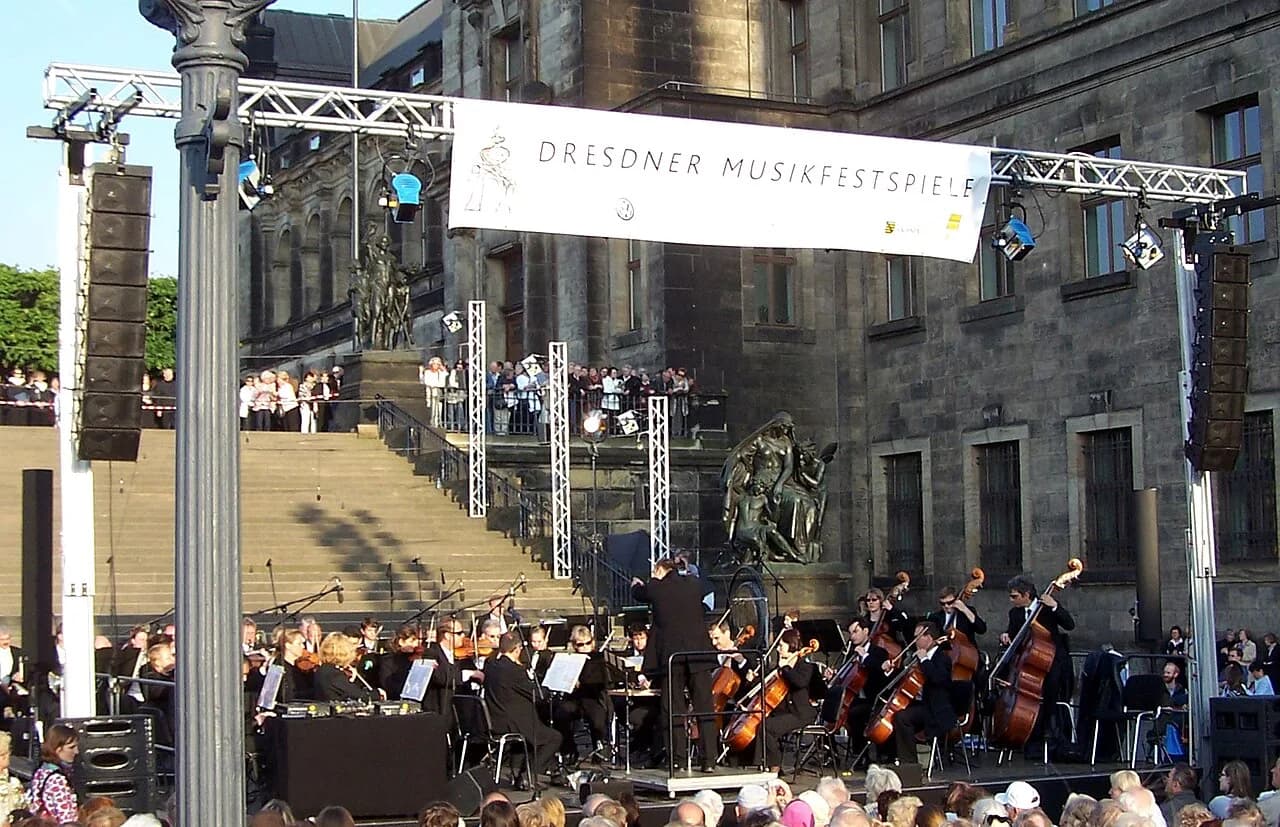 How to Get to the Dresden Music Festival: Travel Guide & Venue Tips