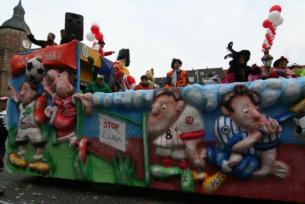 How to Get to Düsseldorf Karneval: Complete Travel Guide