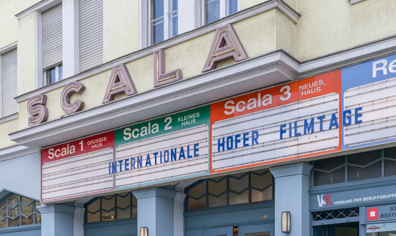 How to Get to Hof International Film Festival: Travel Options & Tips