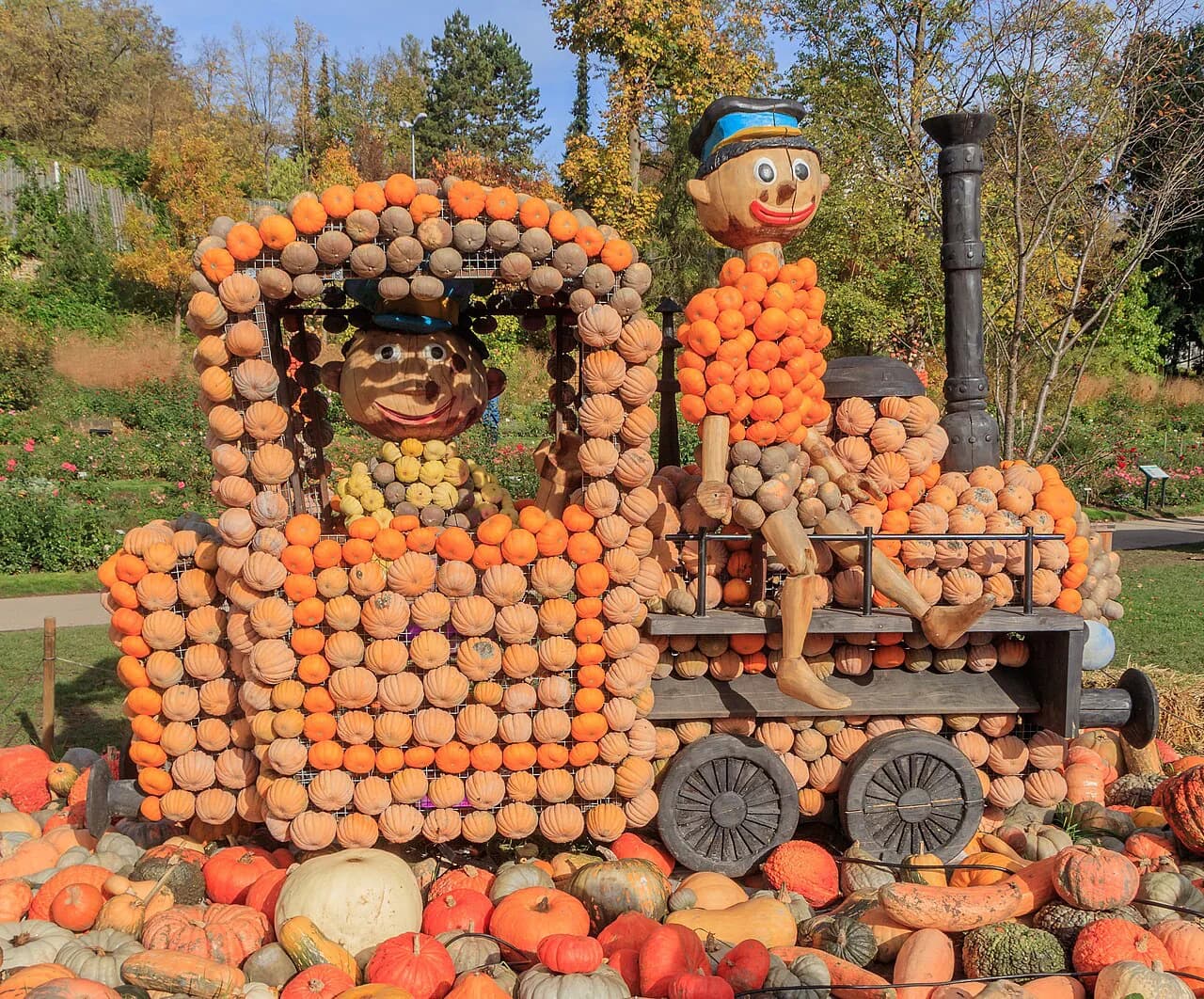 Ludwigsburg Festival Packing List: What to Bring to the Pumpkin Festival