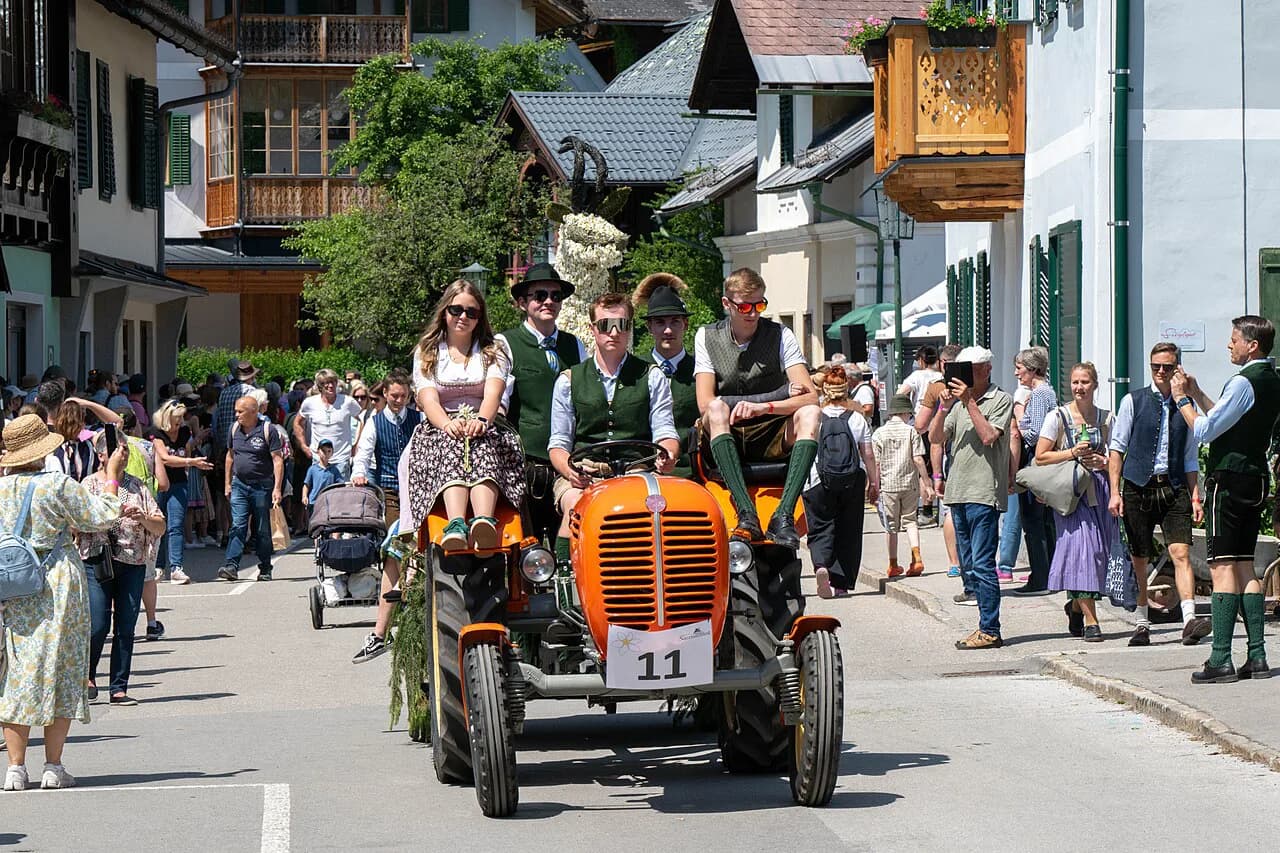 Narzissenfest with Kids: Family Tips for Austria's Daffodil Festival