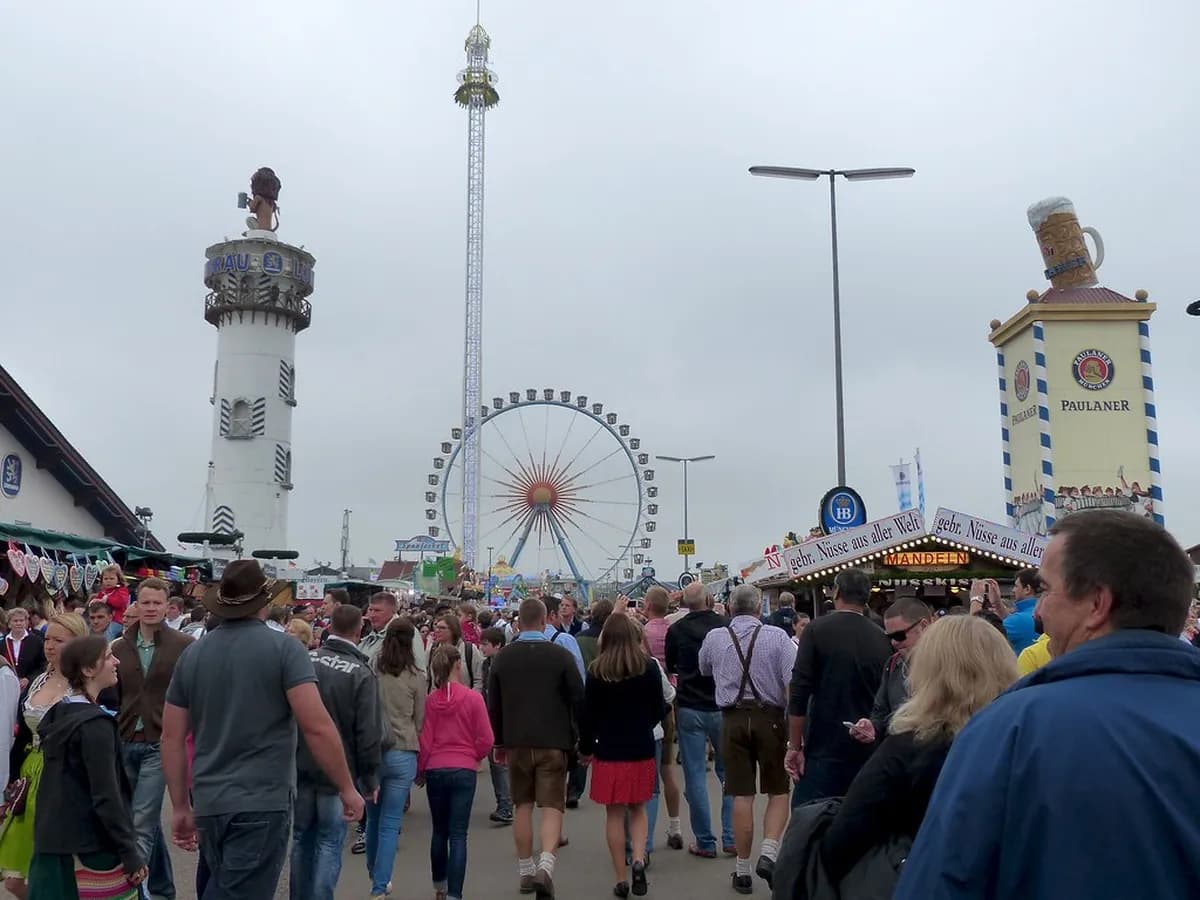 Oktoberfest Food Menu: What to Eat in Munich