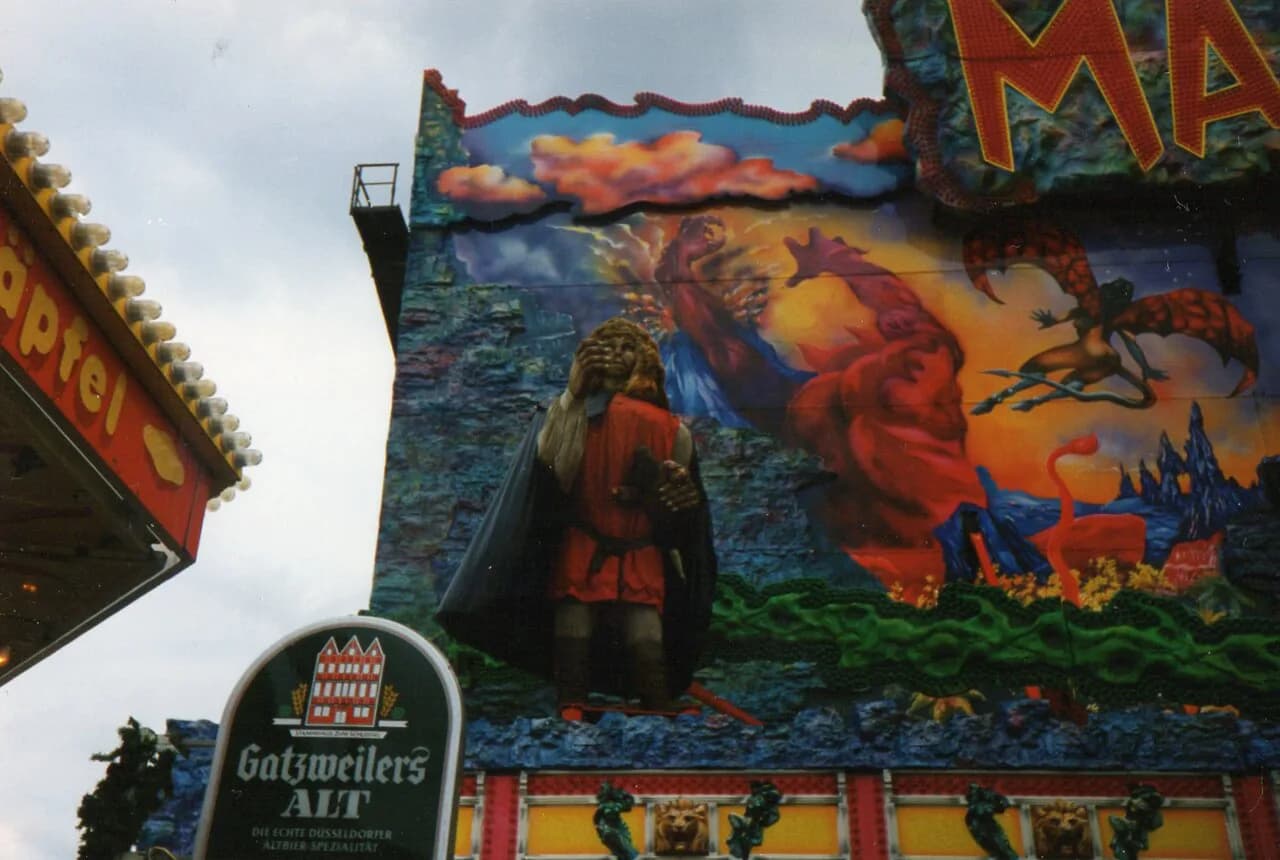 Rheinkirmes Food Guide: What to Eat at Düsseldorf's Rhine Funfair