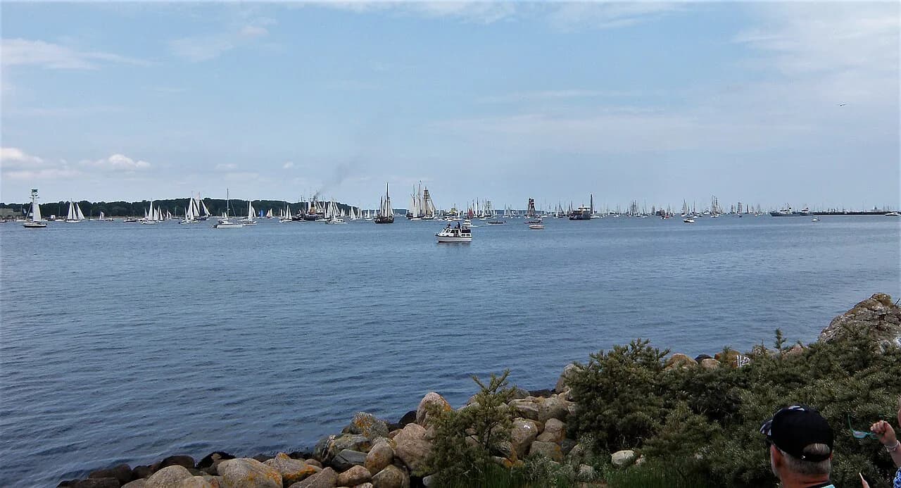 What to Wear to Kiel Week: Packing Tips for the Sailing Festival