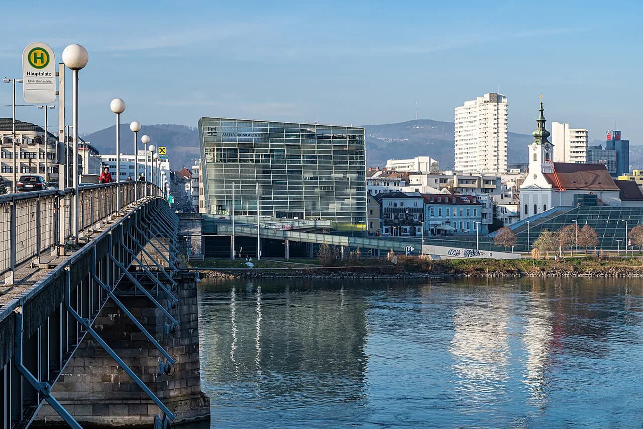 Where to Stay for Ars Electronica: Linz Hotels & Nearby Towns