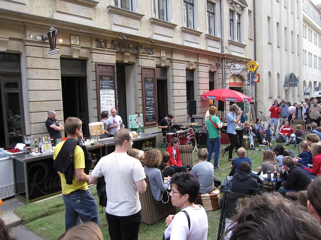 Where to Stay for the Dresden Music Festival: Top Areas & Hotels