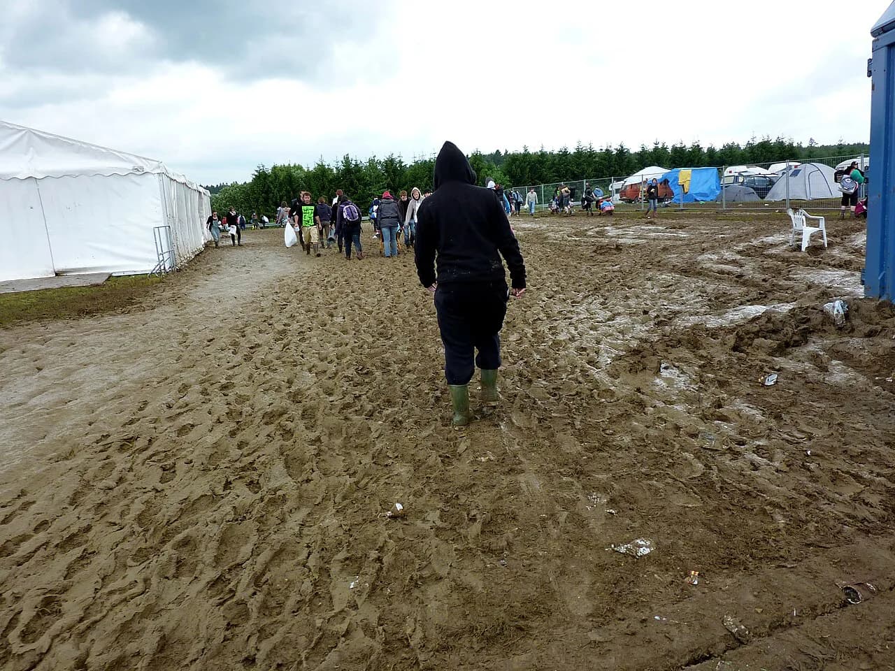 Where to Stay for Southside Festival 2027 – Hotels, Camping & Transport Areas