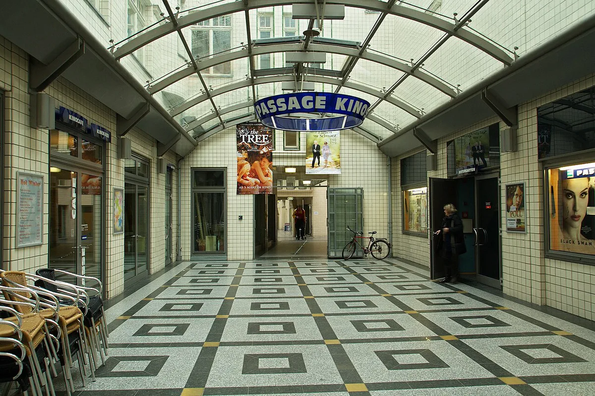 Passage Kino im Jägerhof - panoramio — 1