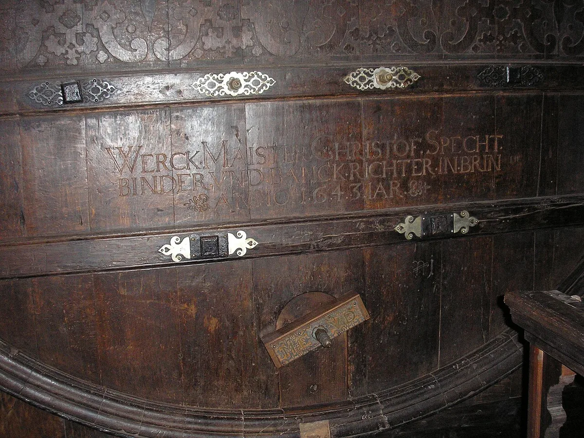 Giant barrel in Mikulov castle 4 — 2