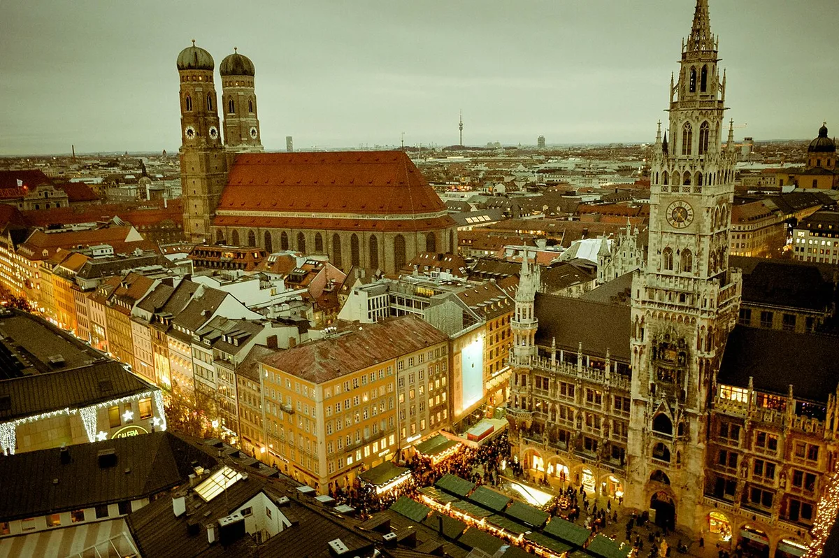 The Christkindlmarkt stalls in front of the Neues Rathaus on Marienplatz — 1