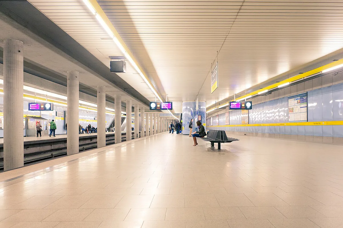 Max-Weber-Platz (Munich U-Bahn) — 2